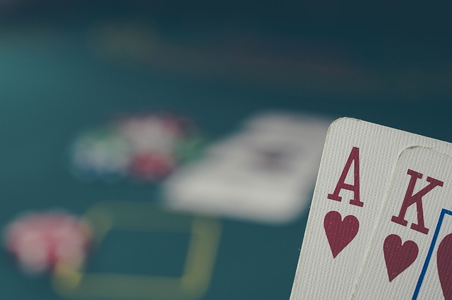 Fra blackjack til poker: De mest populære casinospil forklaret